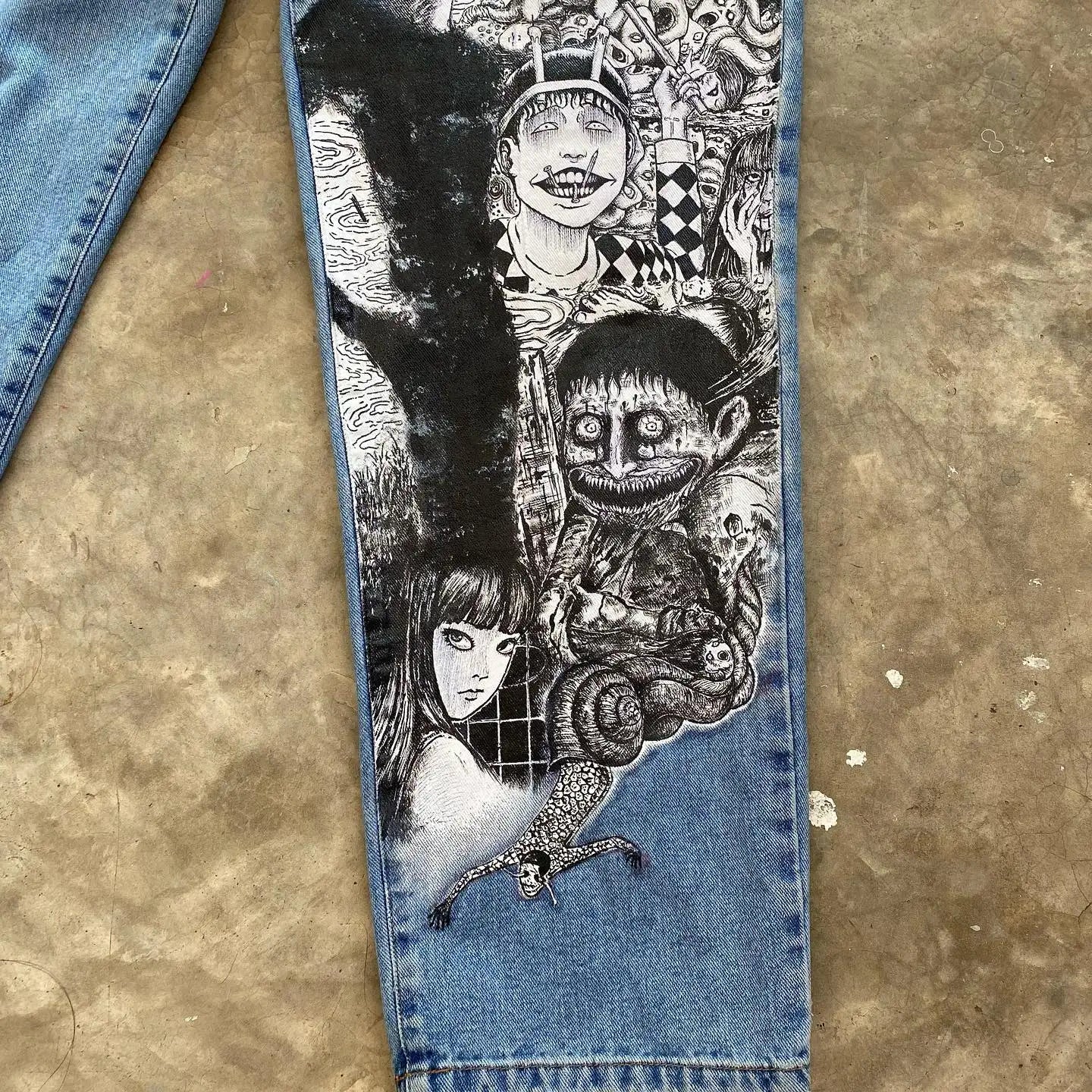 Hip Hop Anime Print Baggy Jeans: Harajuku Retro Denim Y2K Pants for Men and Women