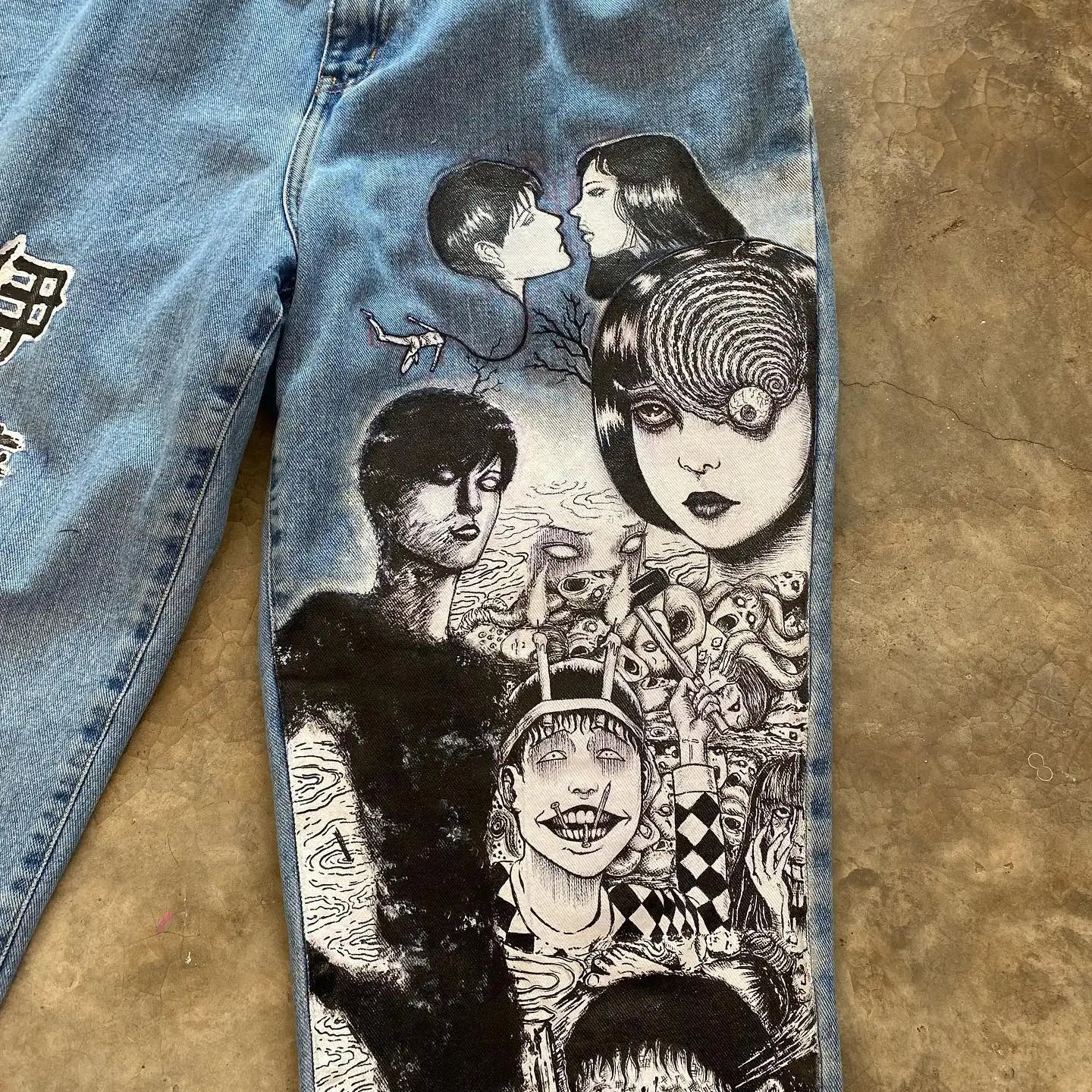 Hip Hop Anime Print Baggy Jeans: Harajuku Retro Denim Y2K Pants for Men and Women